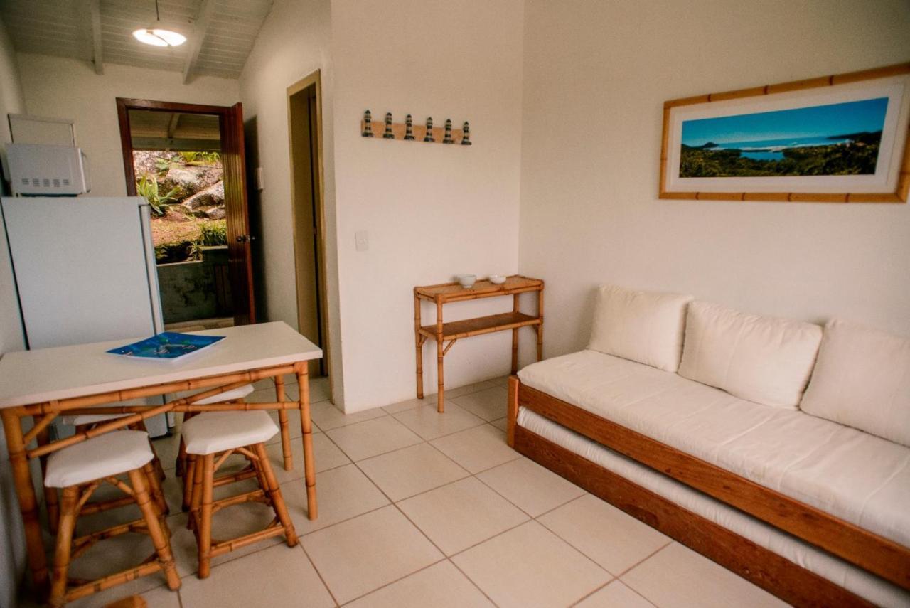 Condominio Aldeia Dos Anjosdo Rosa ปรายาโดโฮซา ภายนอก รูปภาพ